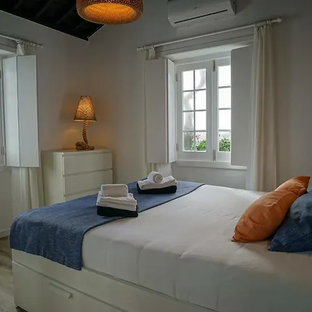 Guestready - Oceanfront Lookout House 3* 蓬塔德尔加达