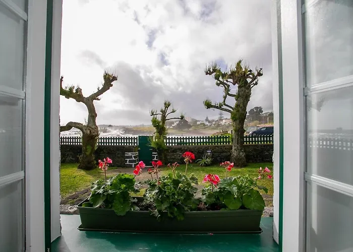 Gæstehus Guestready - Oceanfront Lookout House Ponta Delgada