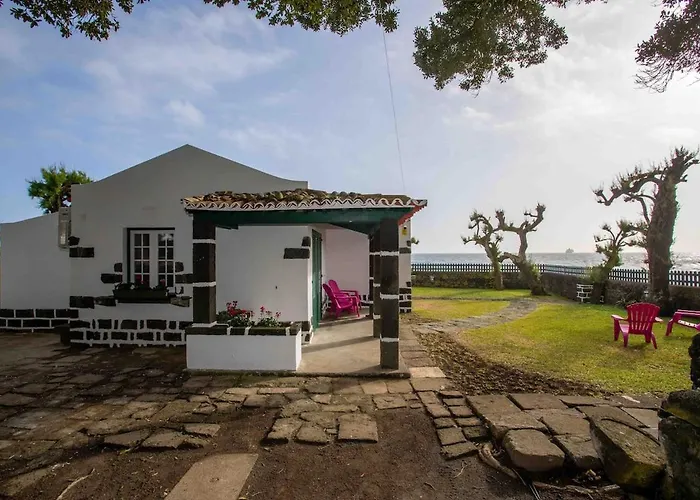 Guestready - Oceanfront Lookout House 3* Ponta Delgada
